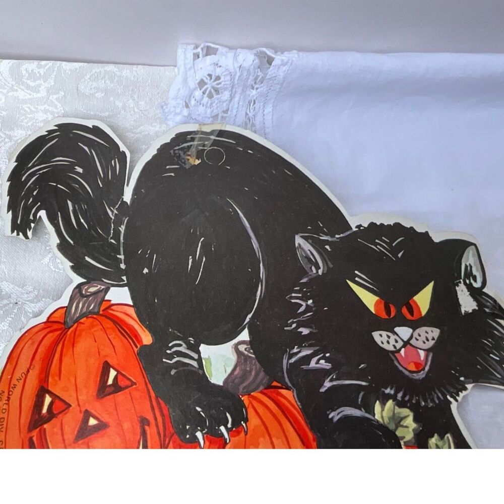 4 vintage Halloween window die cut paper decorations pumpkins, cat, hay stack - Picture 8 of 11